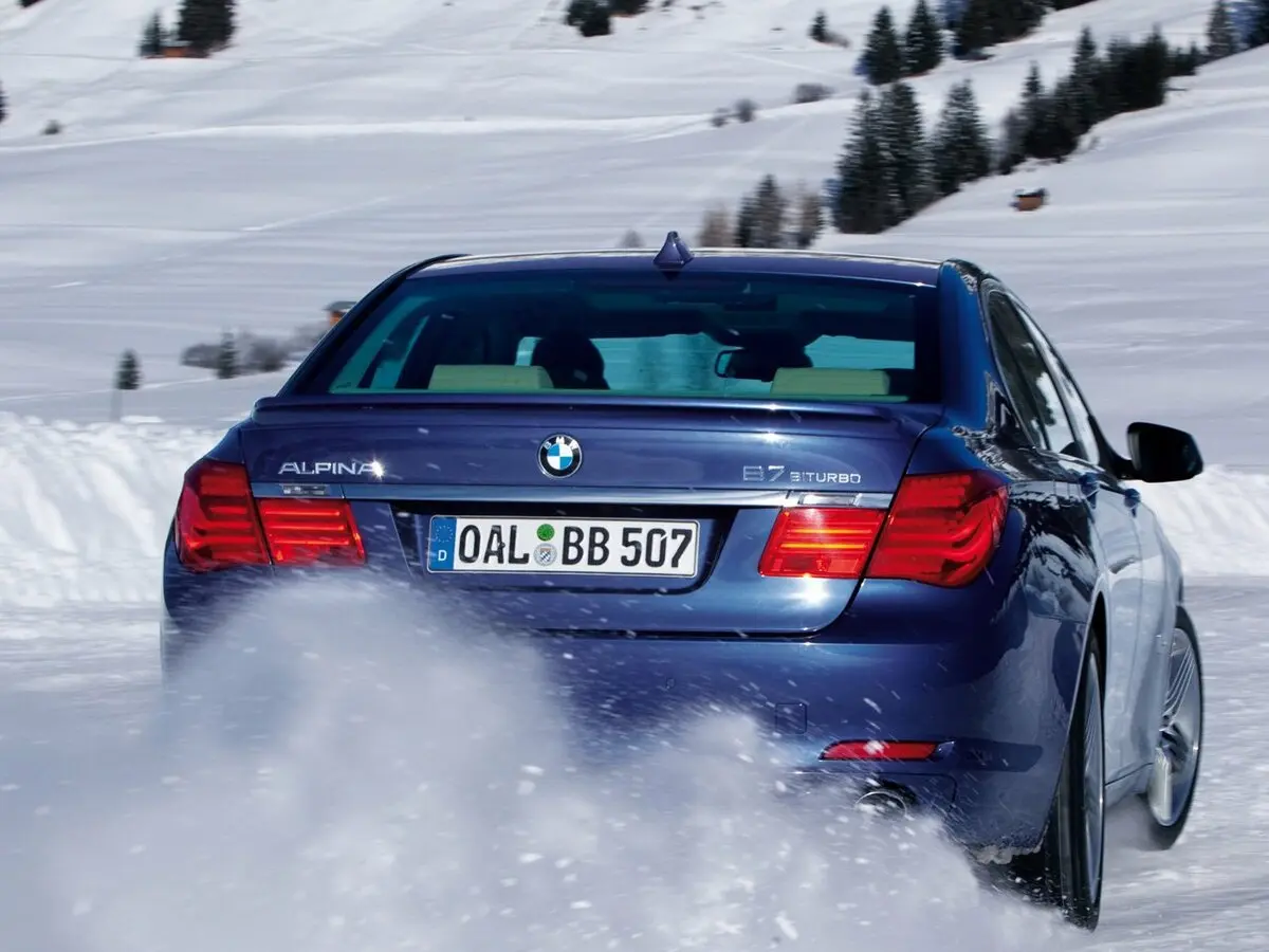 Alpina B7 F01/F02 Седан — photo 4