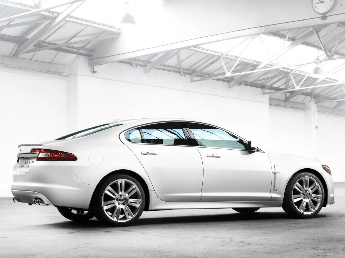 Jaguar XFR I Седан — сүрөт 2