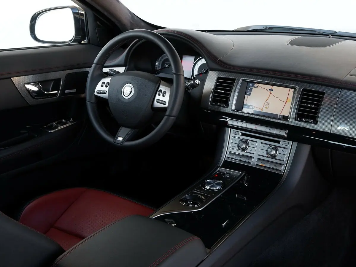 Jaguar XFR I Седан — сүрөт 7