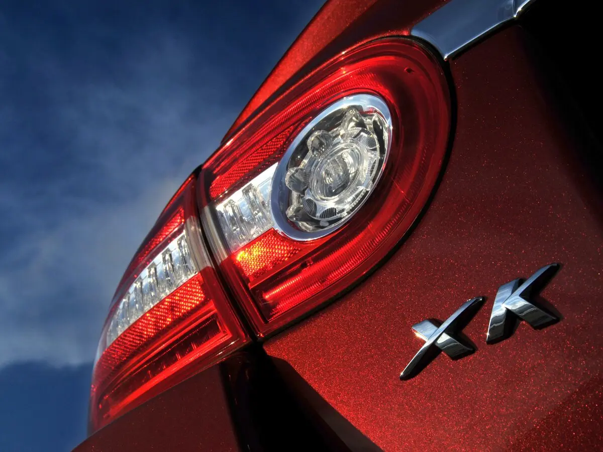 Jaguar XK II Рестайлинг 1 Купе — сүрөт 8