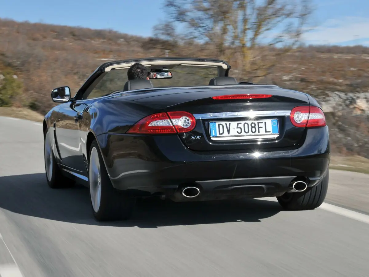 Jaguar XK II Рестайлинг 1 Кабриолет — сүрөт 2