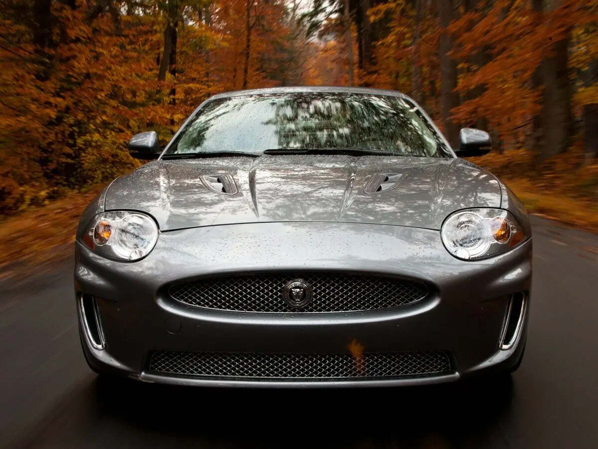 Jaguar XKR II Рестайлинг 1 Кабриолет — photo 3