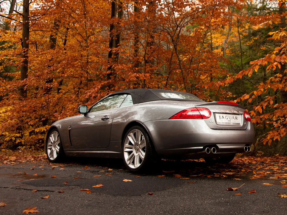 Jaguar XKR II Рестайлинг 1 Кабриолет — photo 5