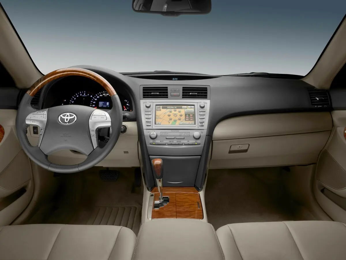 Toyota Camry VI (XV40) Рестайлинг Седан — сүрөт 6
