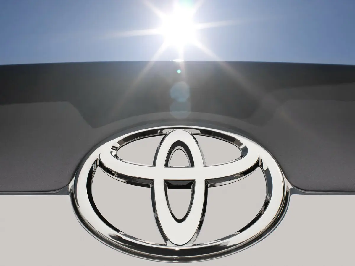 Toyota Camry VI (XV40) Рестайлинг Седан — сүрөт 17
