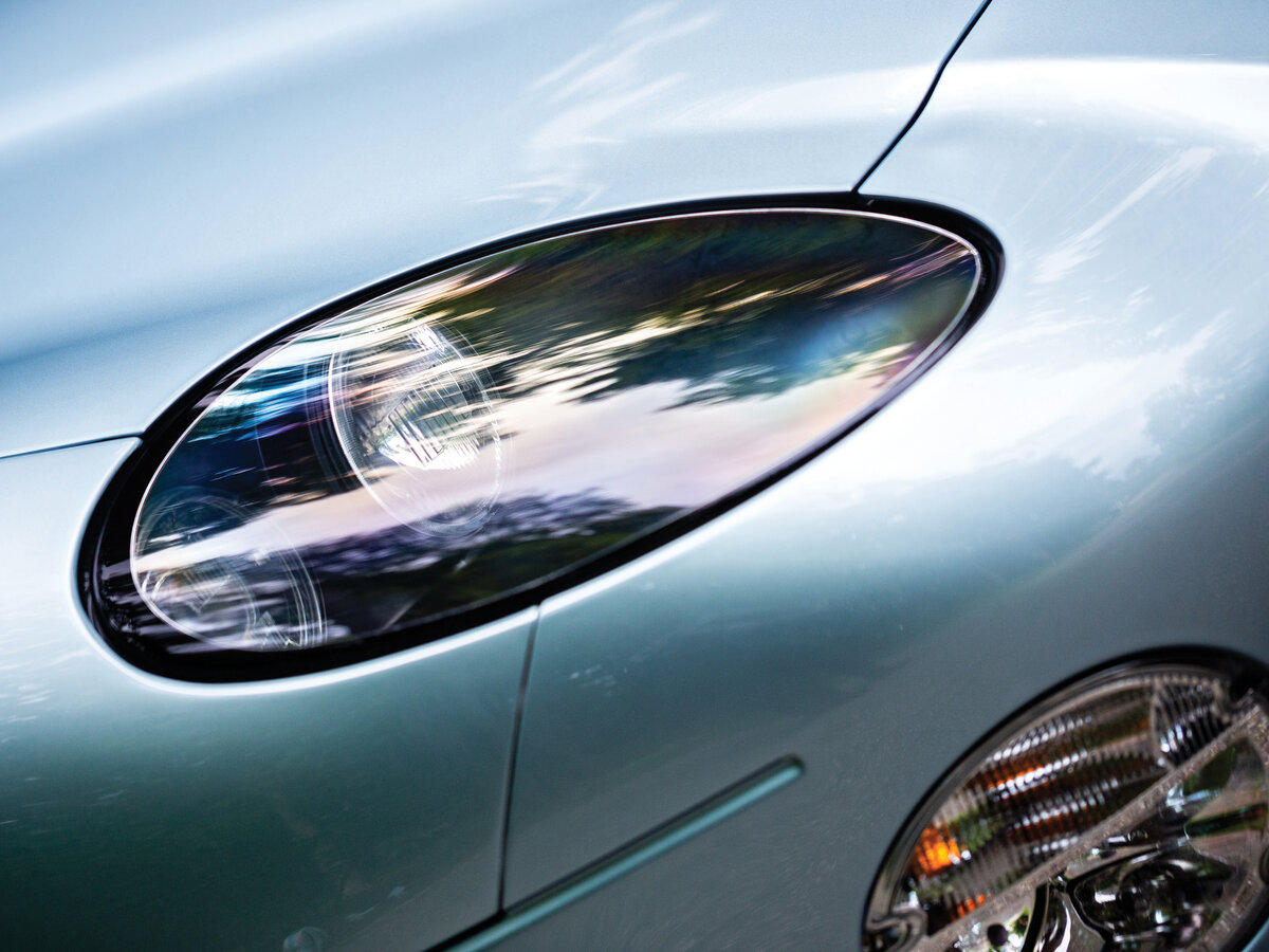 Aston Martin DB7 I Рестайлинг Купе — фото 14