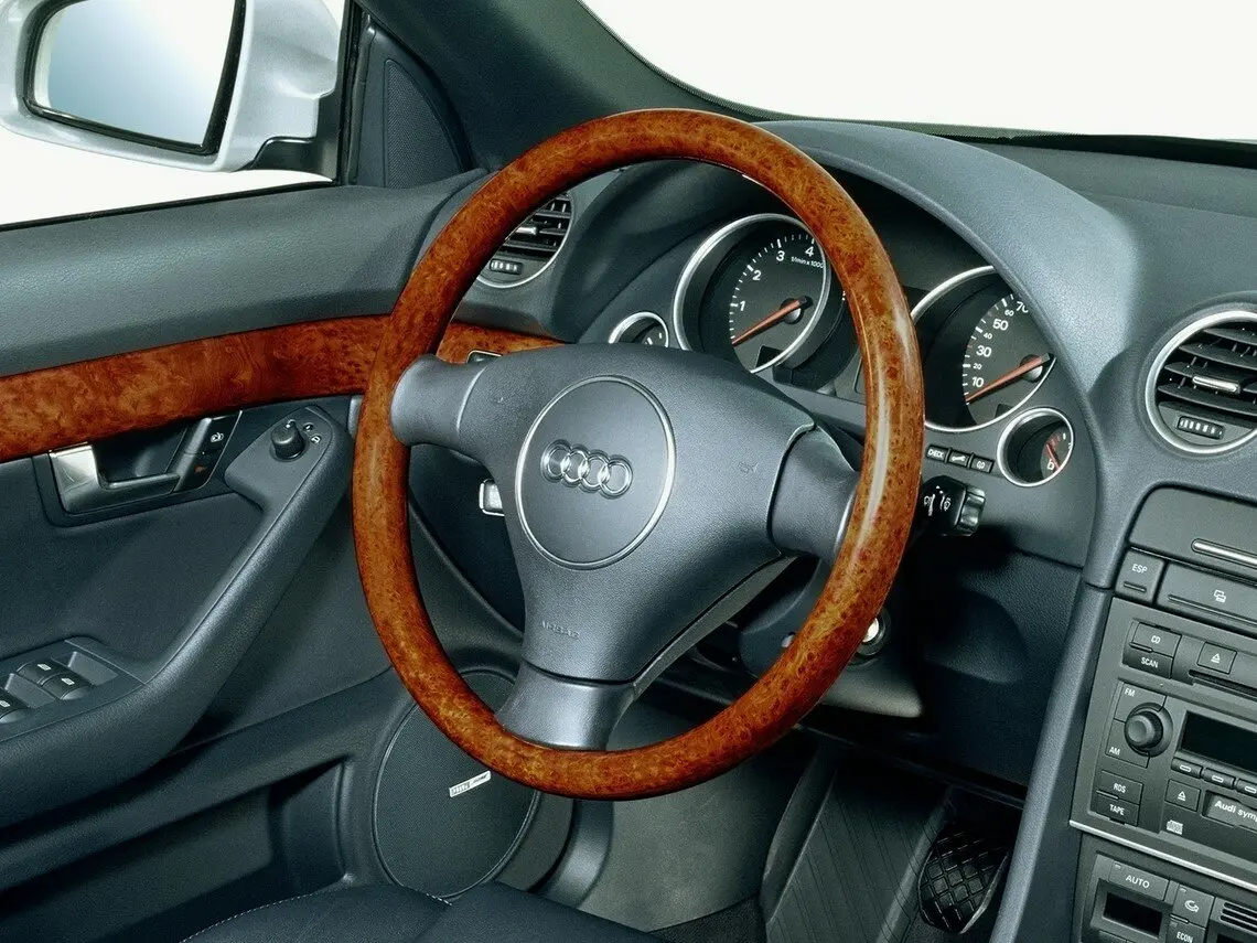 Audi A4 II (B6) Кабриолет — сүрөт 9