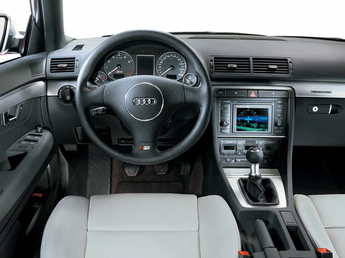 Audi S4 II (B6) Седан — сүрөт 7