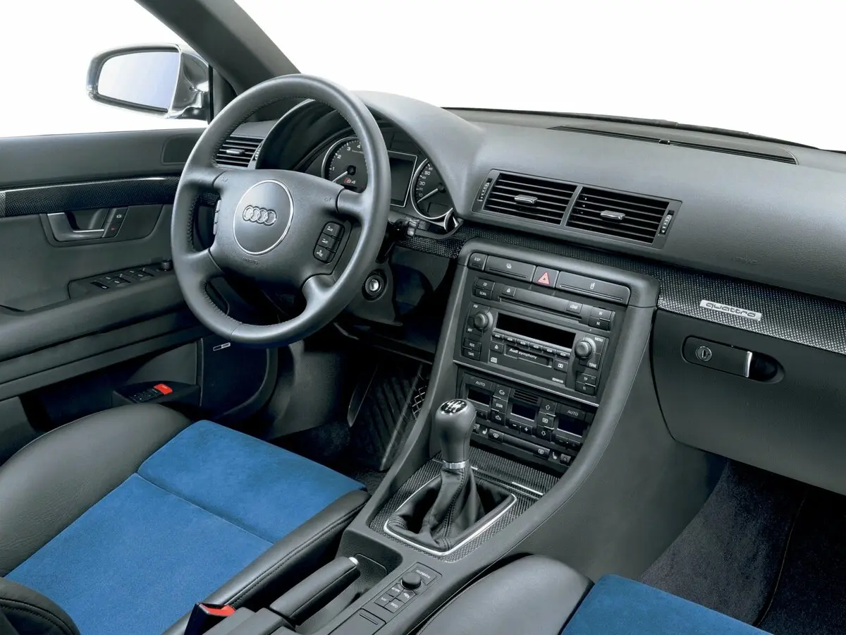 Audi S4 II (B6) Универсал 5 дв. — 照片 8