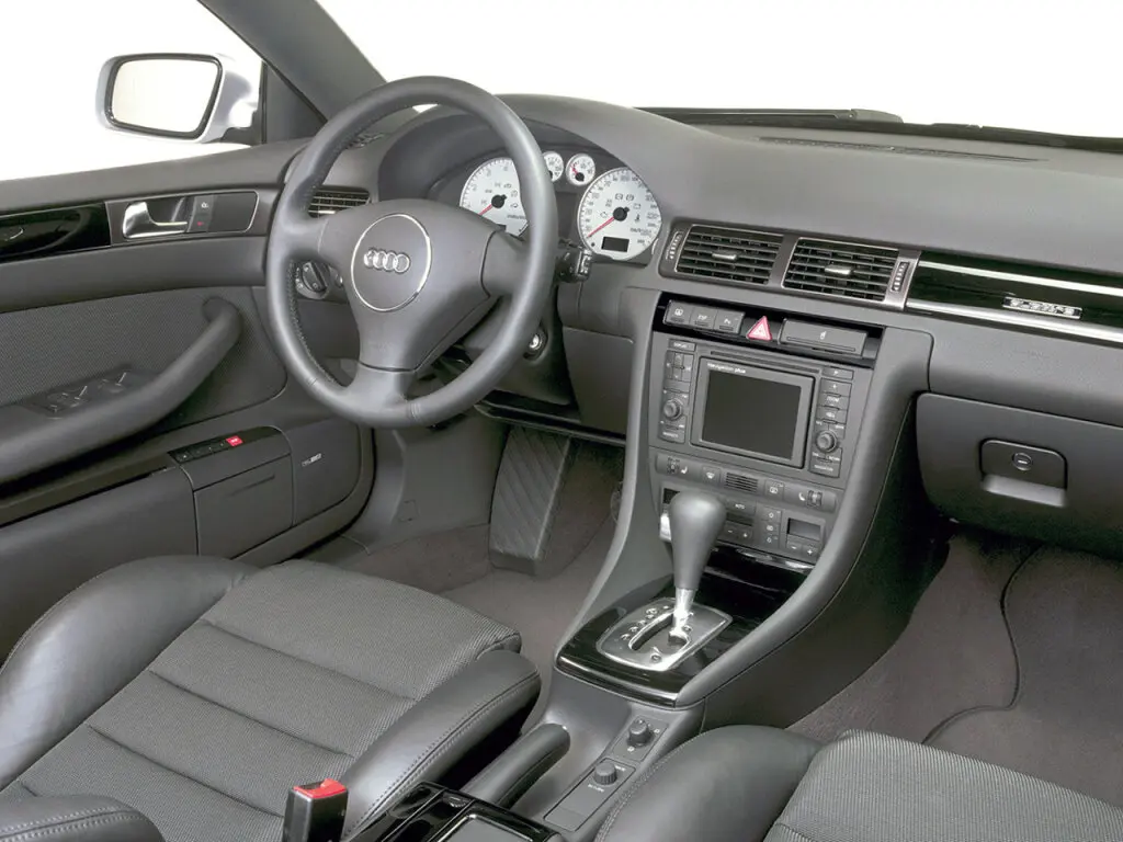 Audi A6 II (C5) Седан — photo 6
