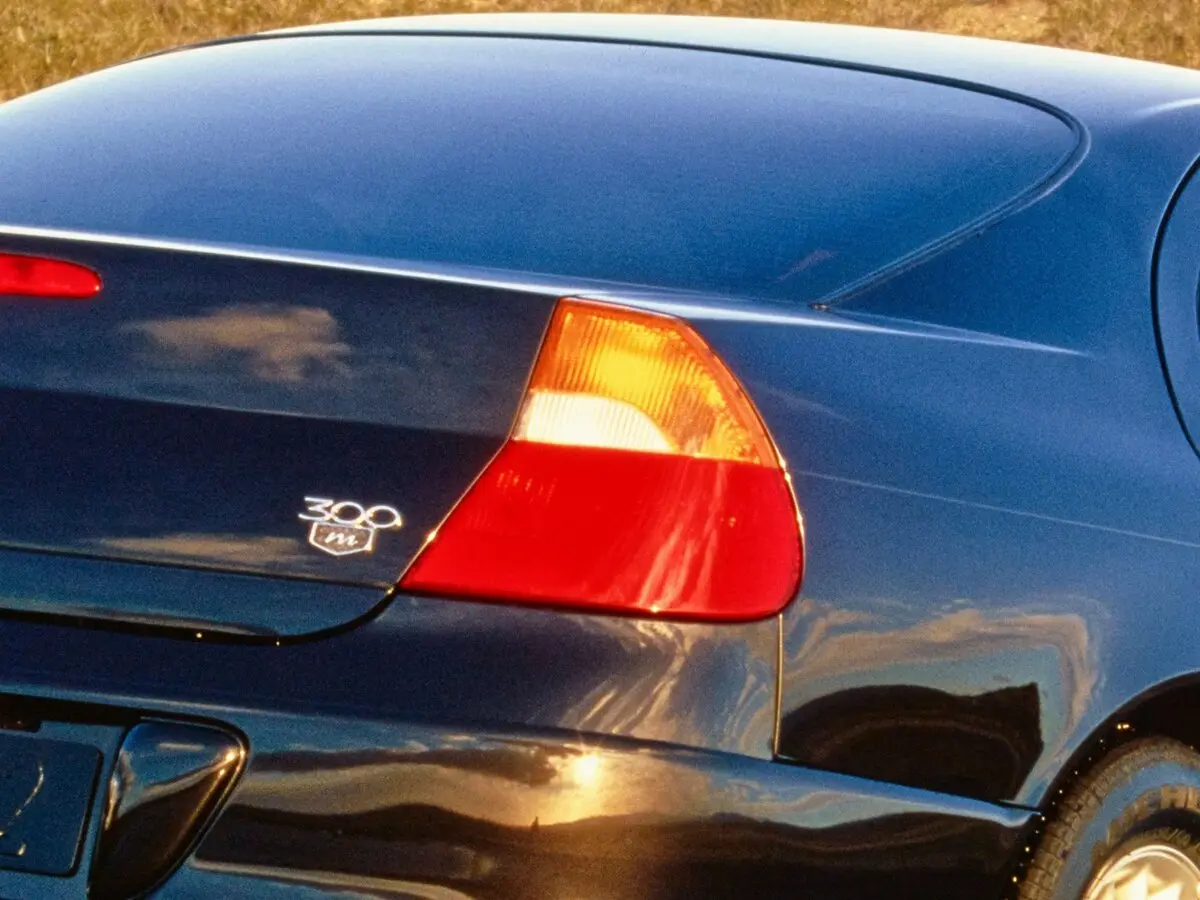Chrysler 300M 1998 – 2004 Седан — сүрөт 11