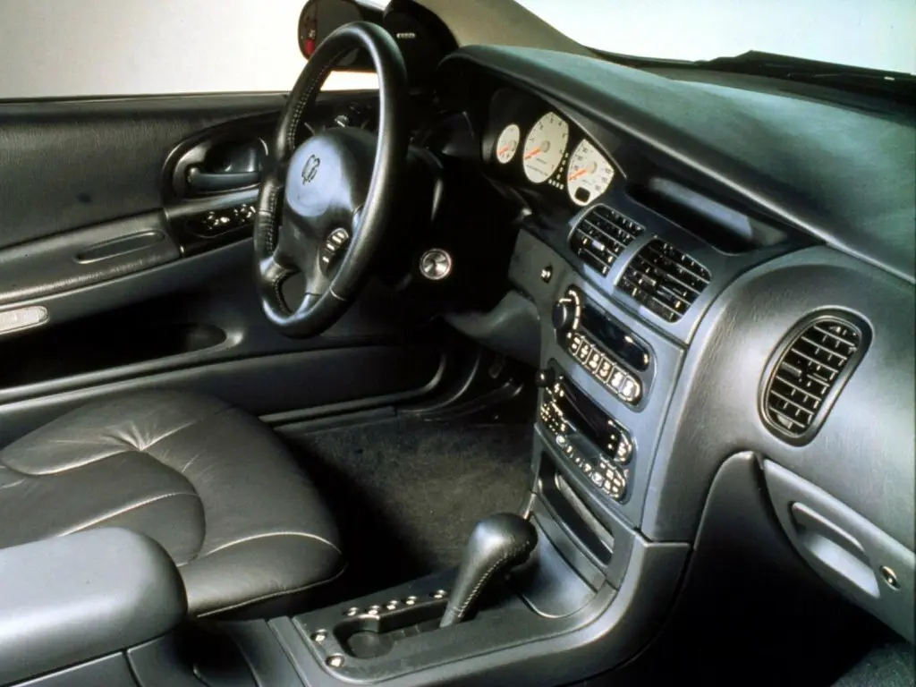Dodge Intrepid II Седан — сүрөт 4