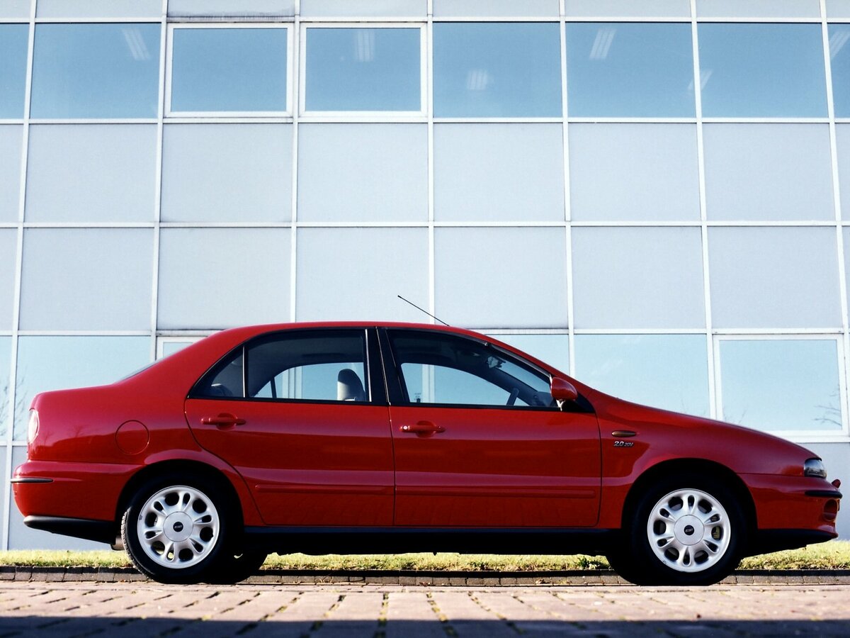 Fiat Marea 1996 – 2002 Седан — фото 3