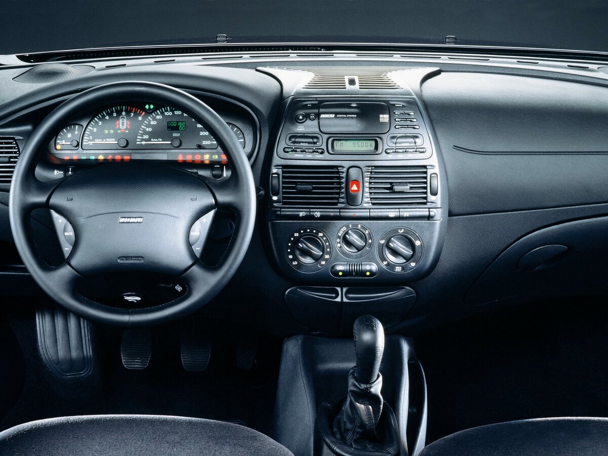 Fiat Marea 1996 – 2002 Седан — фото 7