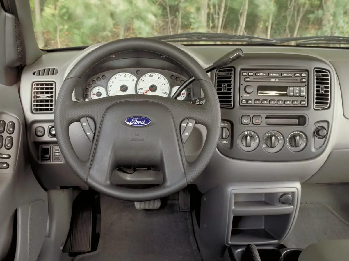 Ford Escape I Внедорожник 5 дв. — сүрөт 5