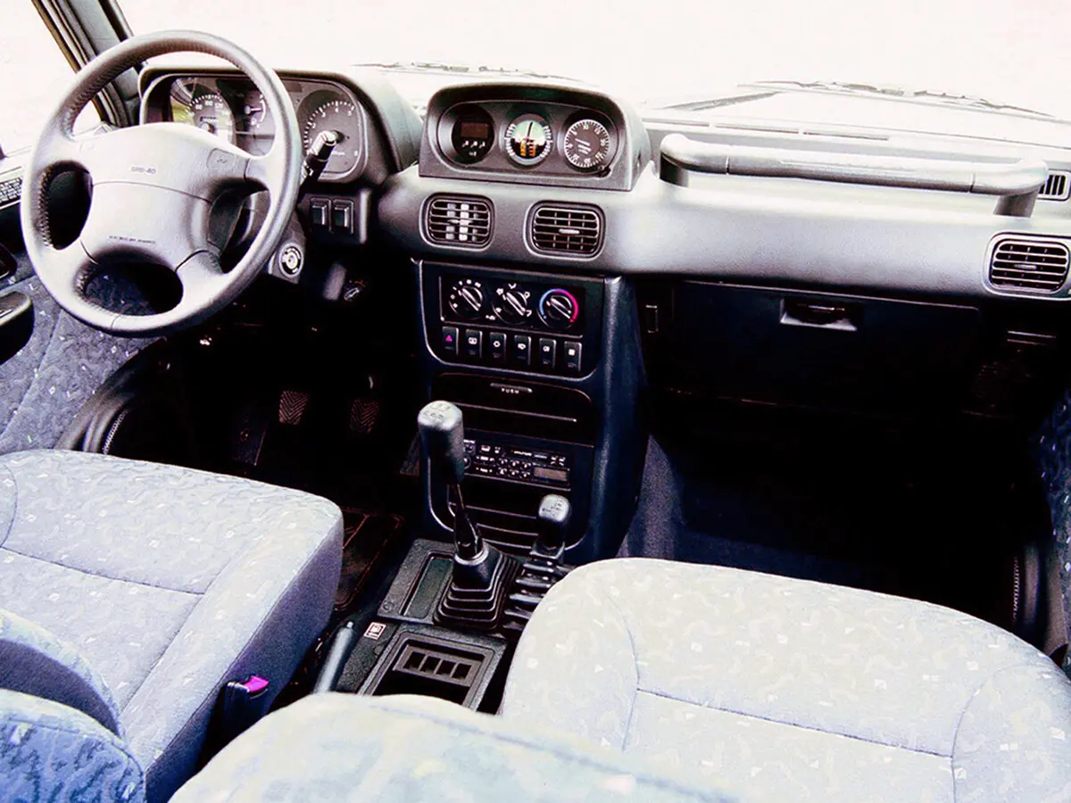 Hyundai Galloper II Внедорожник 3 дв. — сүрөт 3