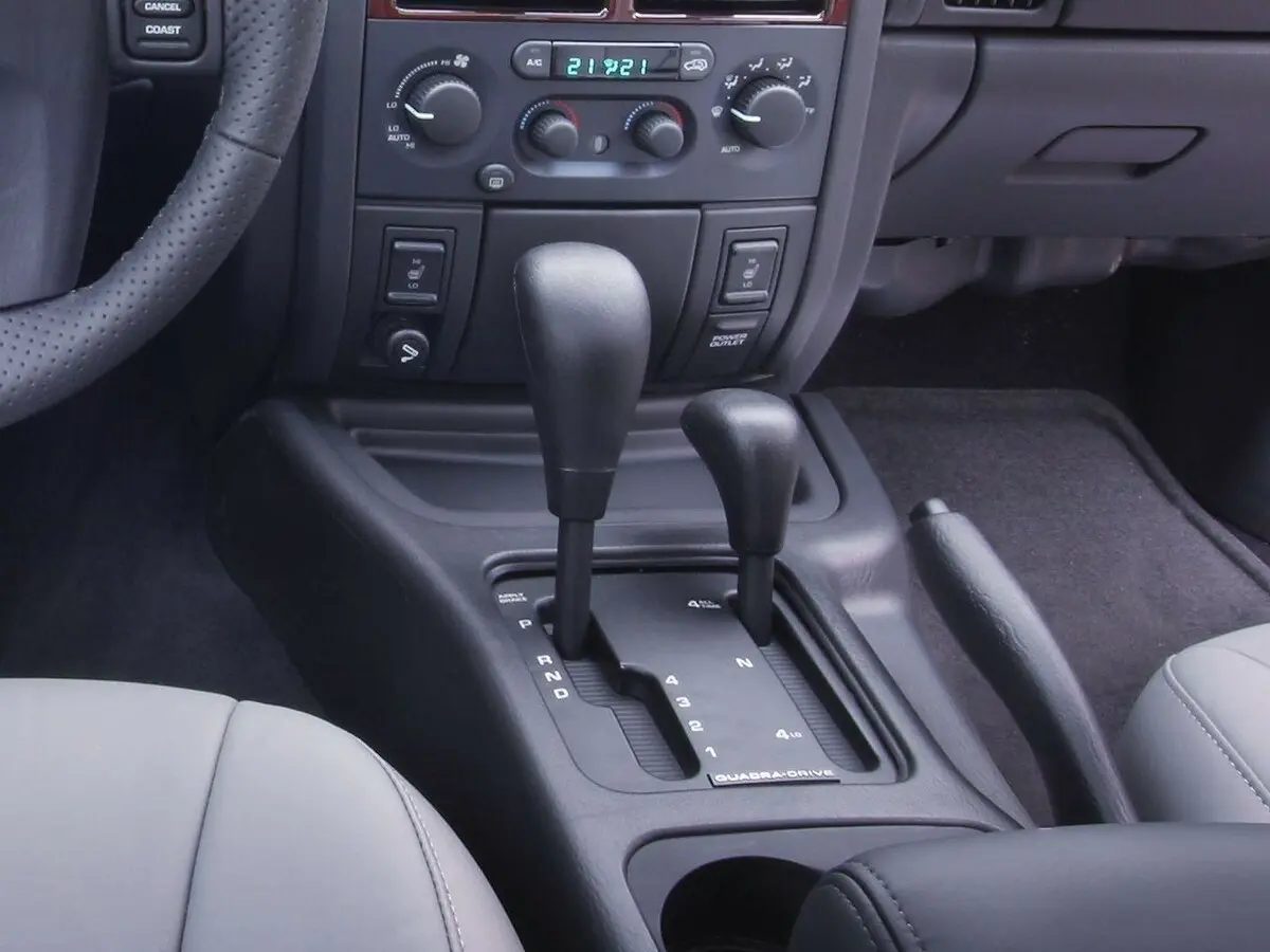 Jeep Grand Cherokee II (WJ) Внедорожник 5 дв. — сүрөт 9