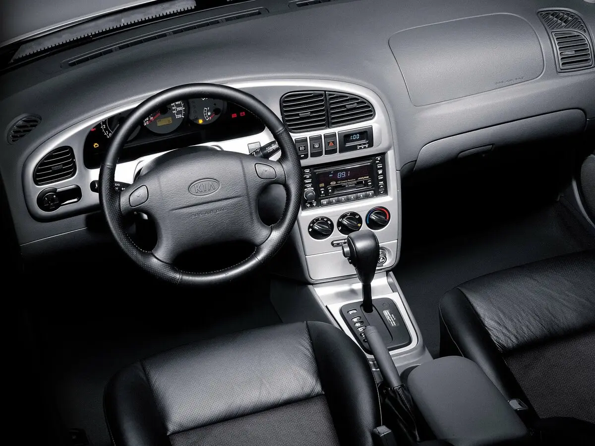 Kia Shuma II Лифтбек — сүрөт 3