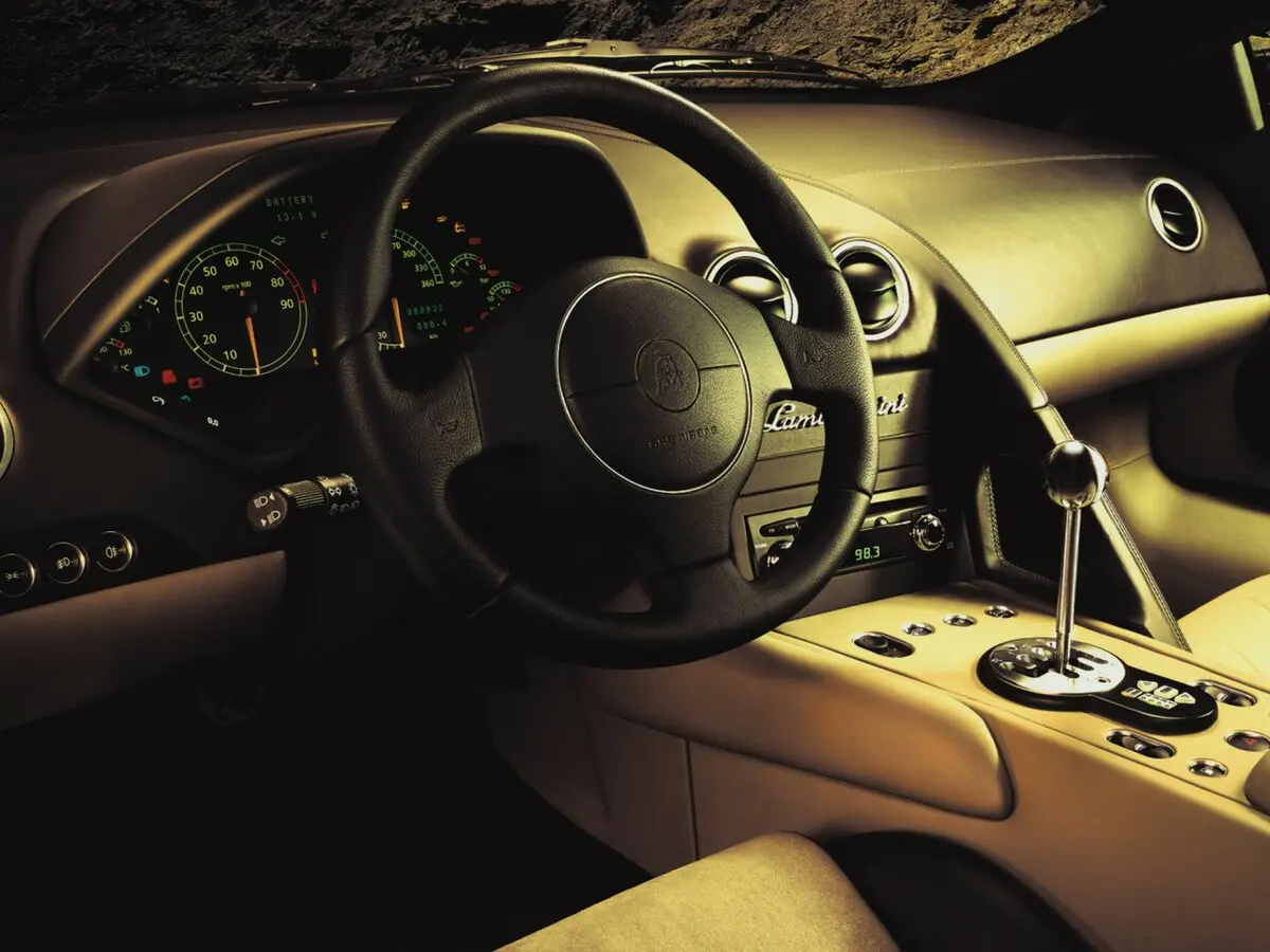 Lamborghini Murcielago I Купе — photo 6