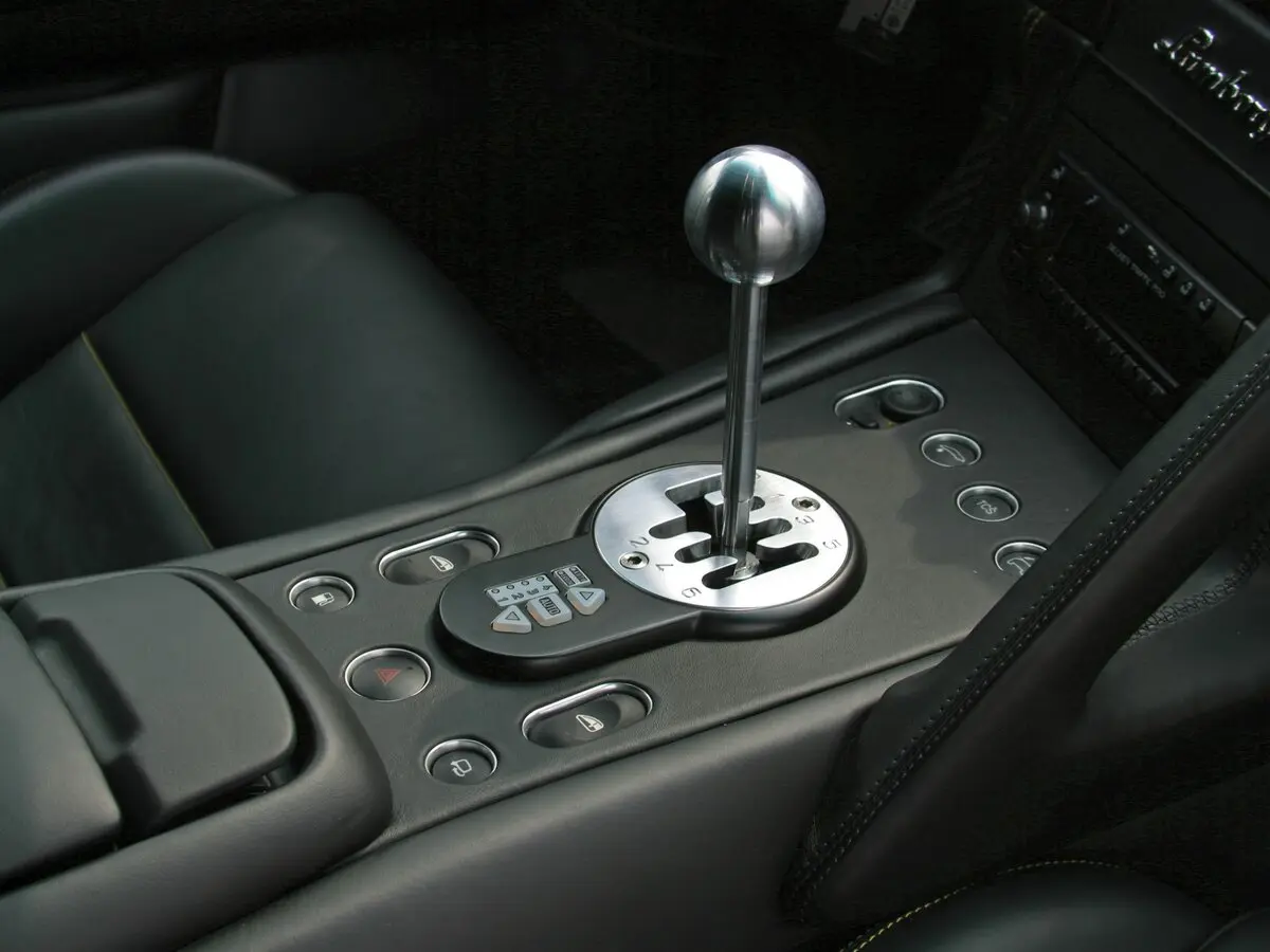Lamborghini Murcielago I Купе — photo 10