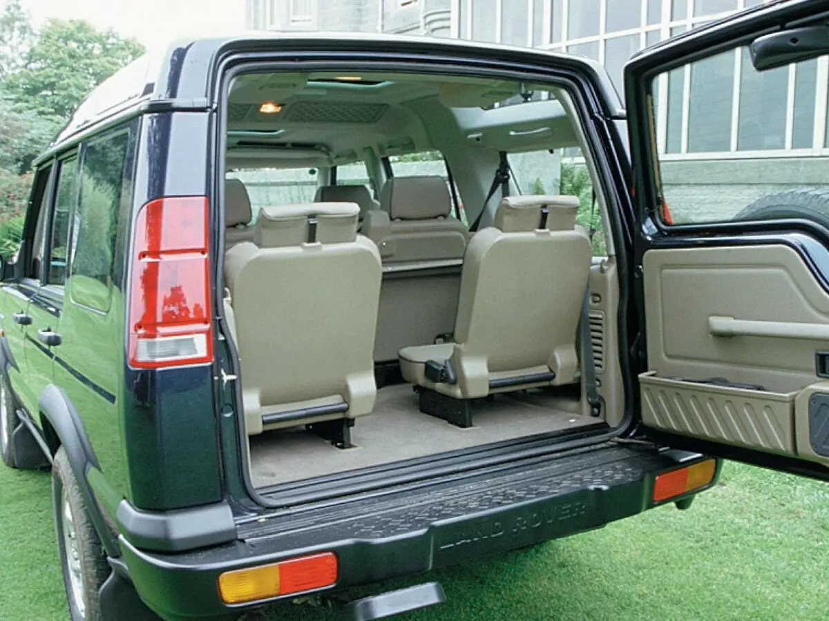 Land Rover Discovery II Внедорожник 5 дв. — фото 9