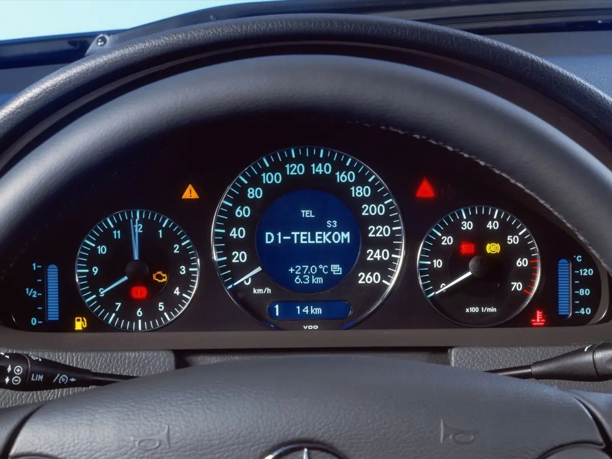 Mercedes-Benz CLK-Класс II (W209) Купе-хардтоп — сүрөт 9