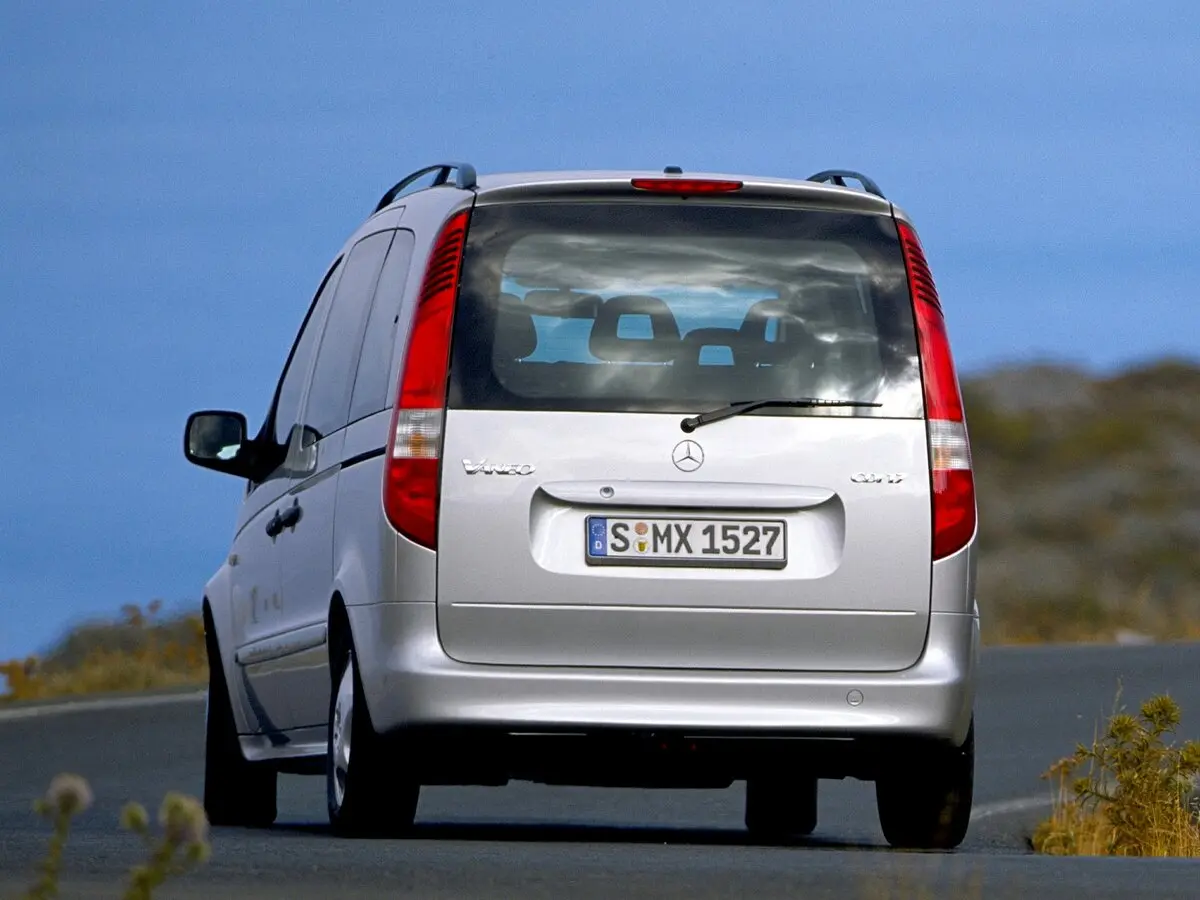 Mercedes-Benz Vaneo 2001 – 2005 Компактвэн — photo 4