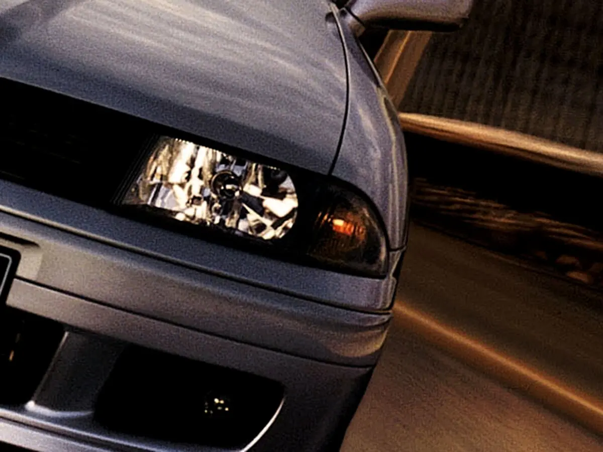 Mitsubishi Carisma I Рестайлинг Лифтбек — сүрөт 8