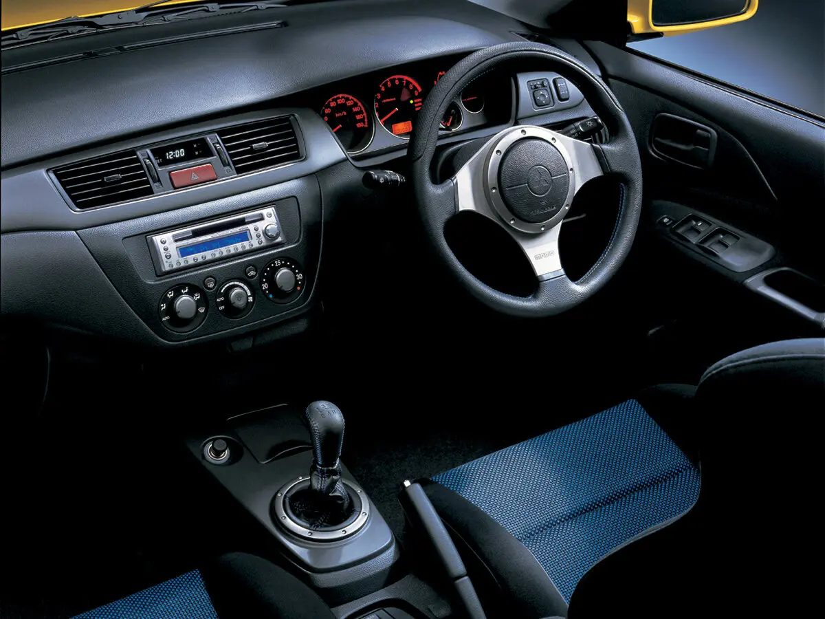 Mitsubishi Lancer Evolution VII Седан — сүрөт 6