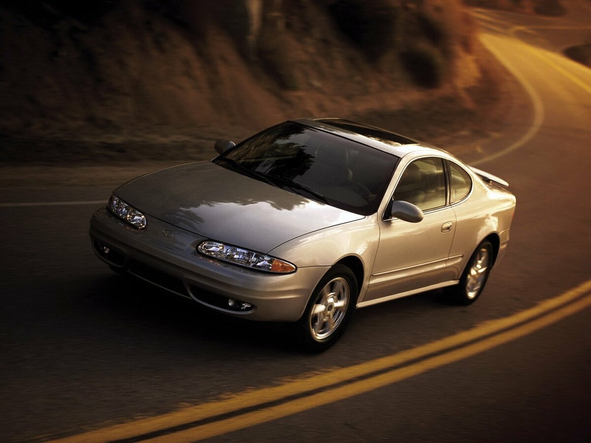 Oldsmobile Alero 1999 – 2004 Купе