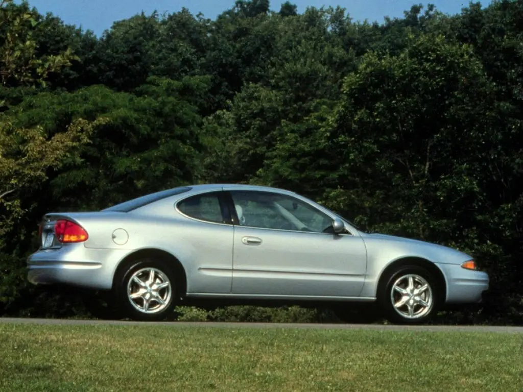 Oldsmobile Alero 1999 – 2004 Купе — сүрөт 2