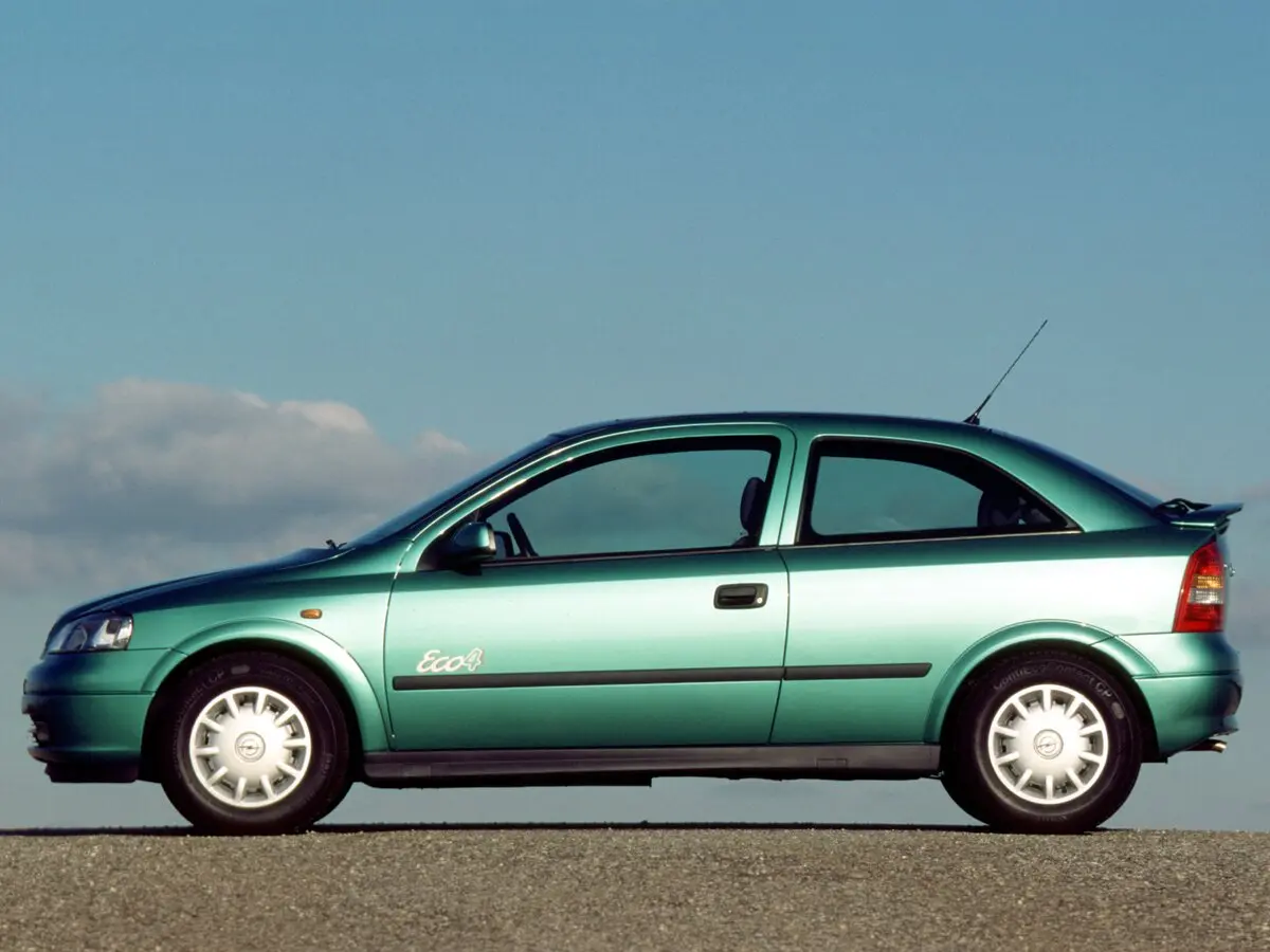 Opel Astra G Хэтчбек 3 дв. — фото 2