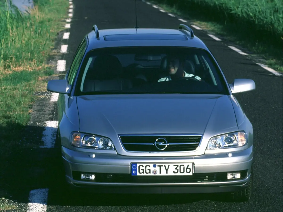 Opel Omega B Рестайлинг Универсал 5 дв. — сүрөт 3