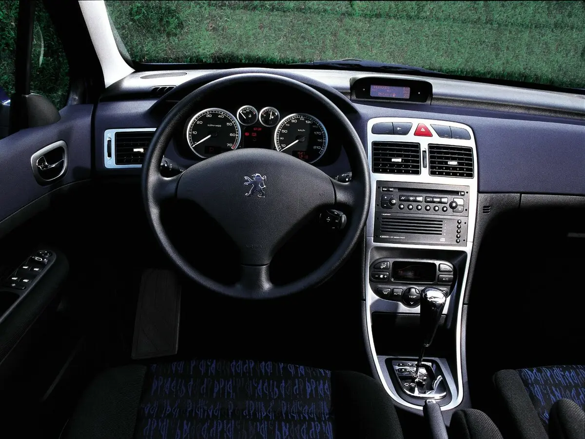 Peugeot 307 I Хэтчбек 5 дв. — сүрөт 6