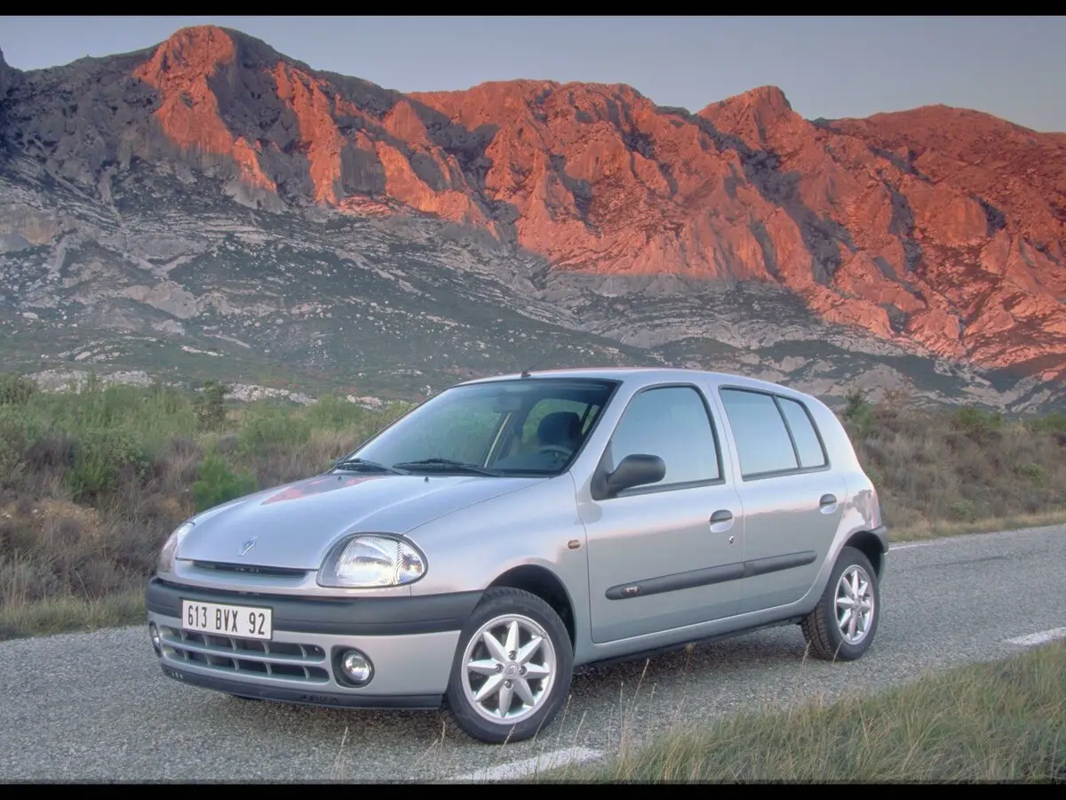 Renault Clio II Хэтчбек 5 дв. — сүрөт 2