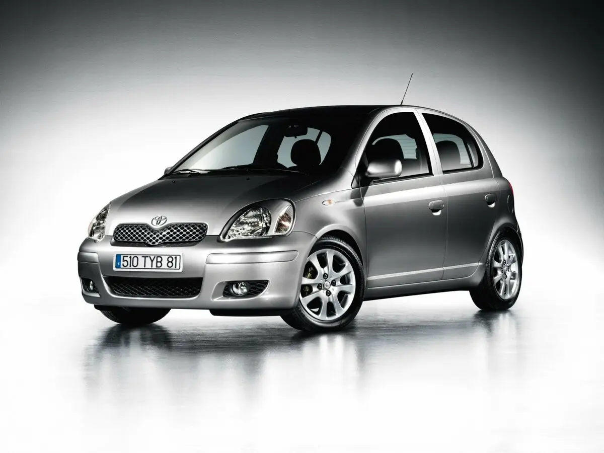 Toyota Yaris I Рестайлинг Хэтчбек 5 дв.