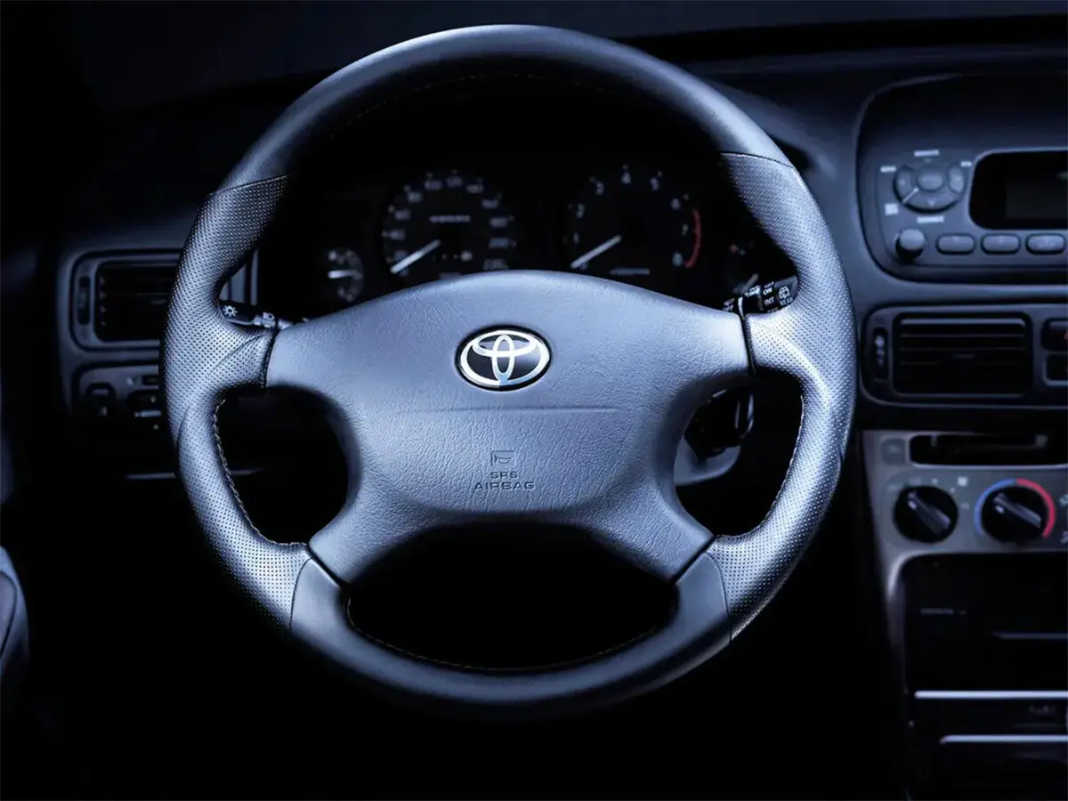 Toyota Corolla VIII (E110) Рестайлинг Седан — фото 7