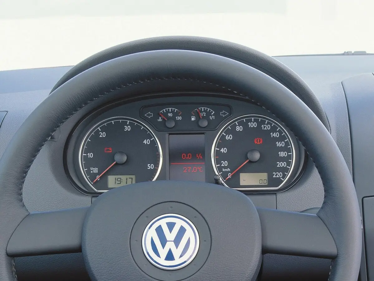 Volkswagen Polo IV Хэтчбек 3 дв. — фото 7