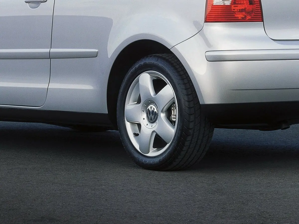 Volkswagen Polo IV Хэтчбек 3 дв. — фото 15