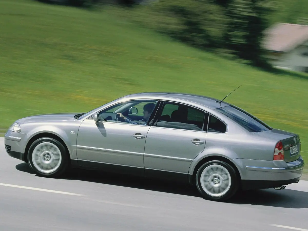 Volkswagen Passat B5 Рестайлинг Седан — фото 2