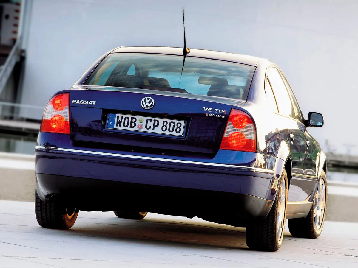 Volkswagen Passat B5 Рестайлинг Седан — фото 4