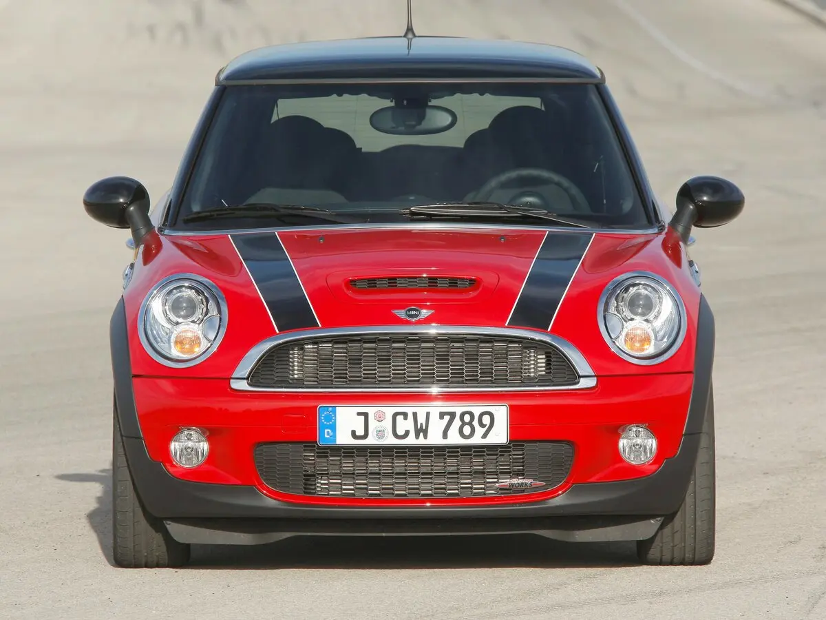 Mini Hatch II (R56) Хэтчбек 3 дв. JCW — фото 3