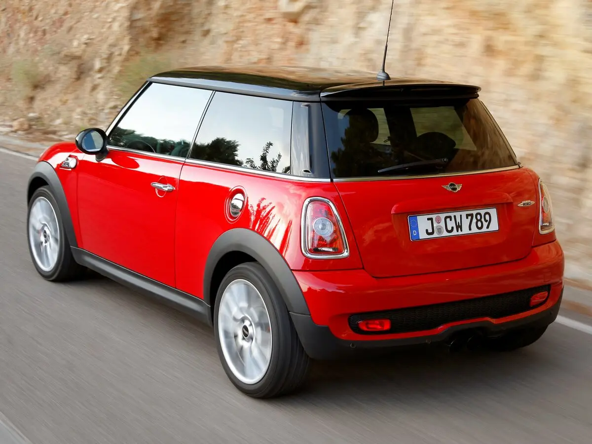 Mini Hatch II (R56) Хэтчбек 3 дв. JCW — фото 5