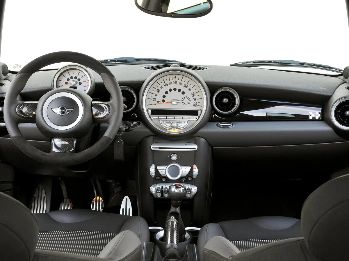 Mini Clubman I Хэтчбек 3 дв. JCW — фото 6