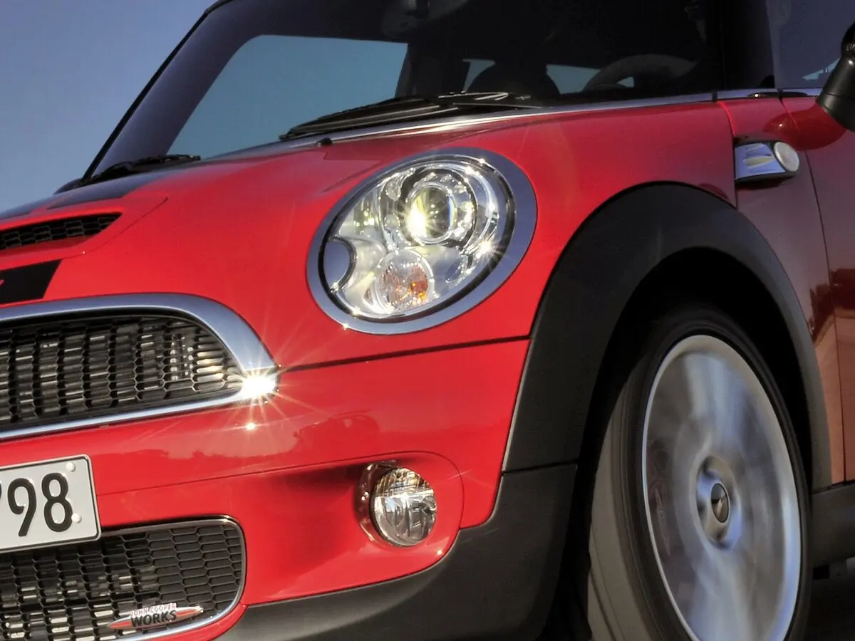 Mini Clubman I Хэтчбек 3 дв. JCW — фото 12