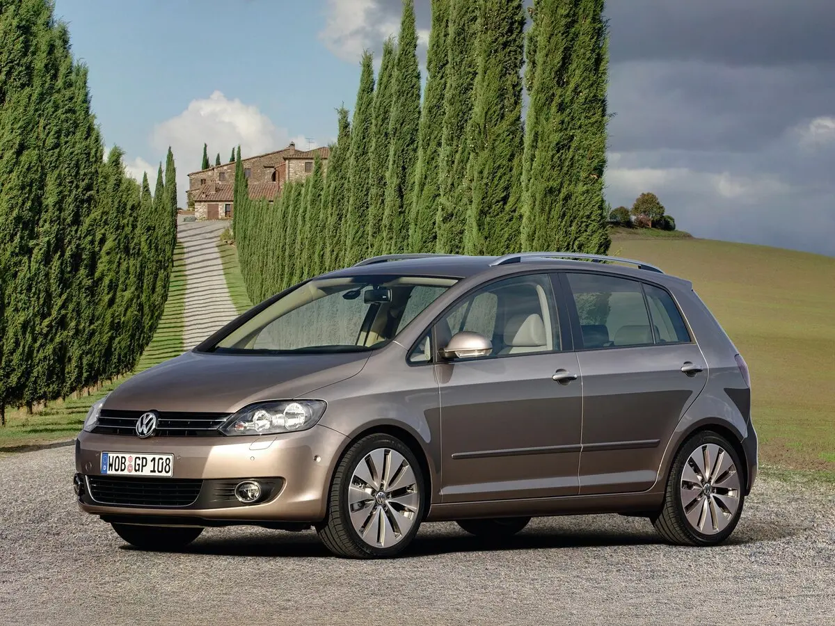 Volkswagen Golf Plus II Хэтчбек 5 дв. — сүрөт 2