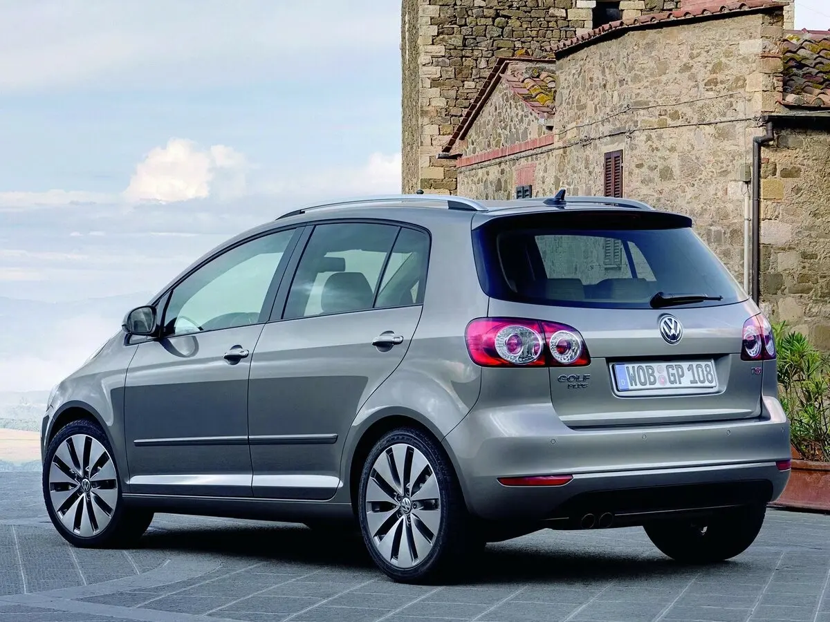 Volkswagen Golf Plus II Хэтчбек 5 дв. — сүрөт 4