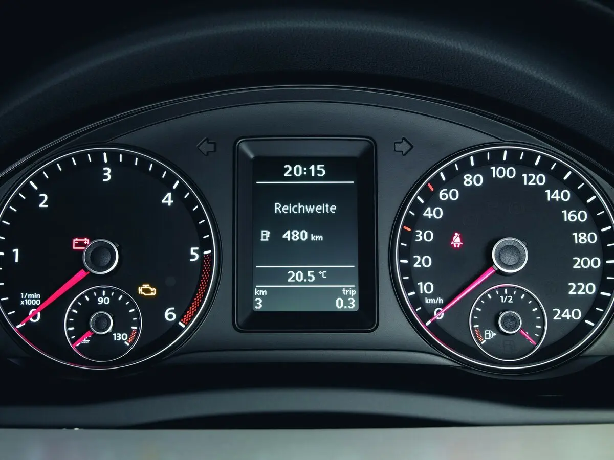 Volkswagen Golf Plus II Хэтчбек 5 дв. — сүрөт 7
