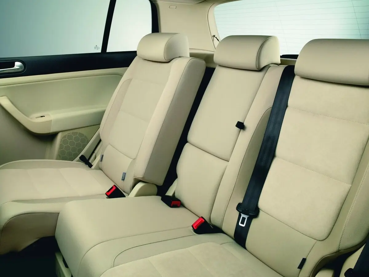 Volkswagen Golf Plus II Хэтчбек 5 дв. — сүрөт 9