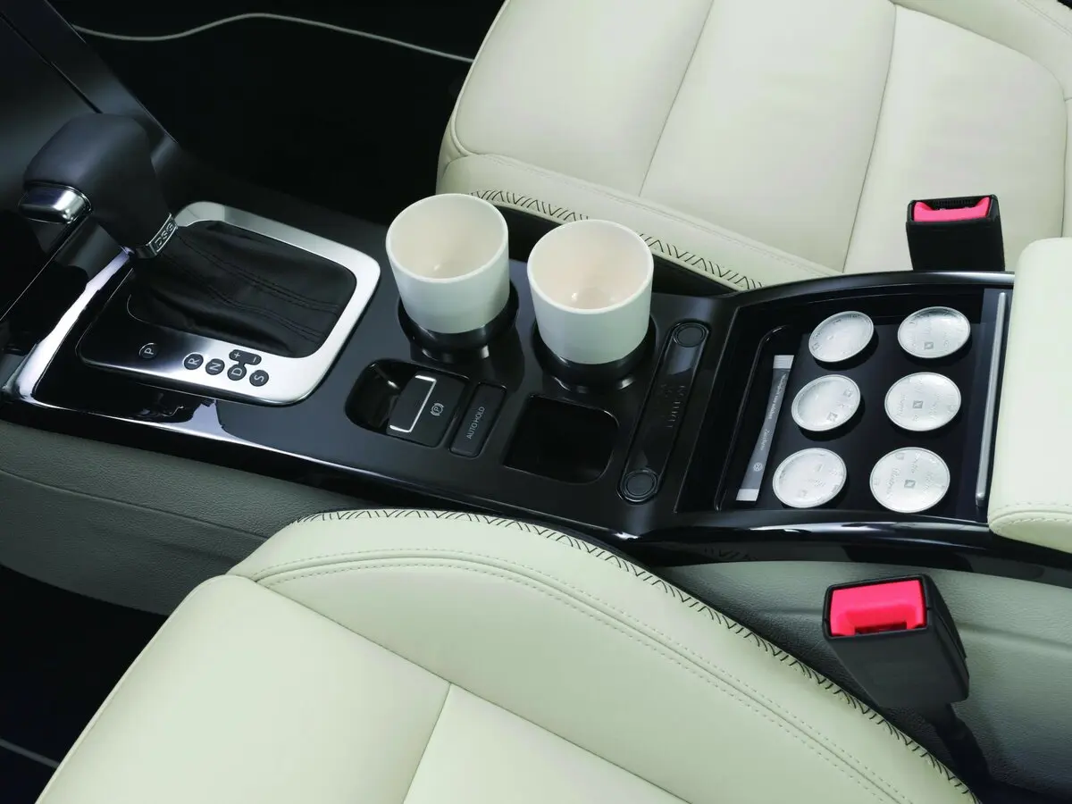 Volkswagen Golf Plus II Хэтчбек 5 дв. — сүрөт 14